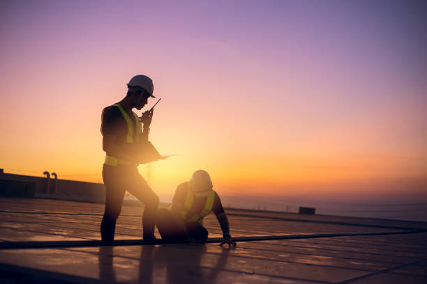 Best Local Roofing Companies  in Highland, KS